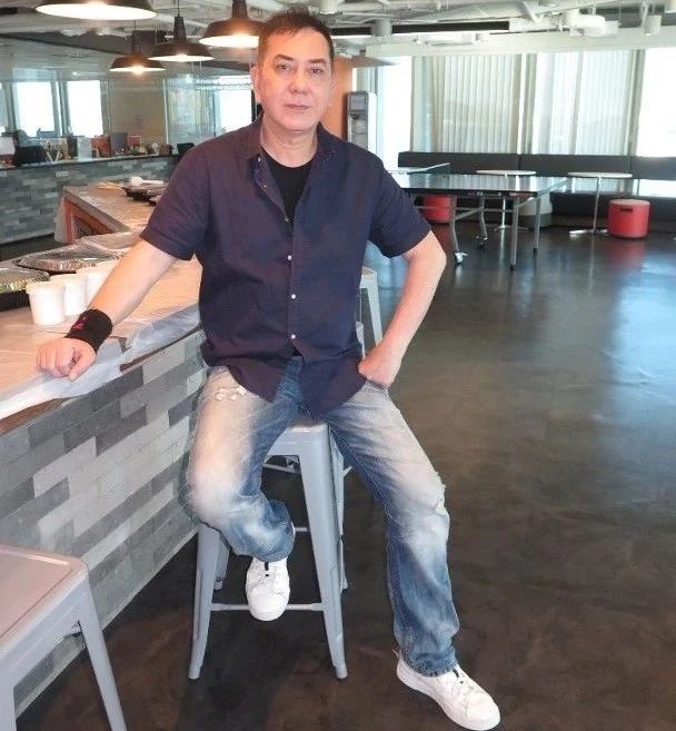 亡母病逝两个月明日终于出殡！TVB视帝幽默话别最亲：byebye