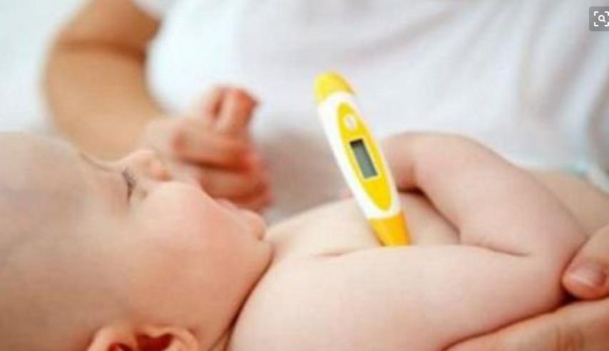 孩子发烧不要慌如何正确降温,晚上孩子发烧最有效的退烧方法