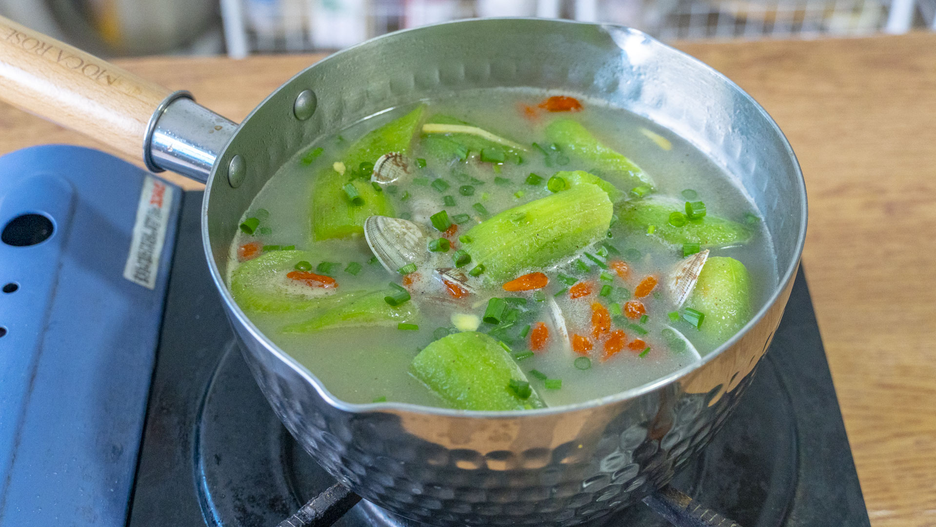 父亲节买东西送什么礼物最好,父亲节送什么不要钱的礼物最好