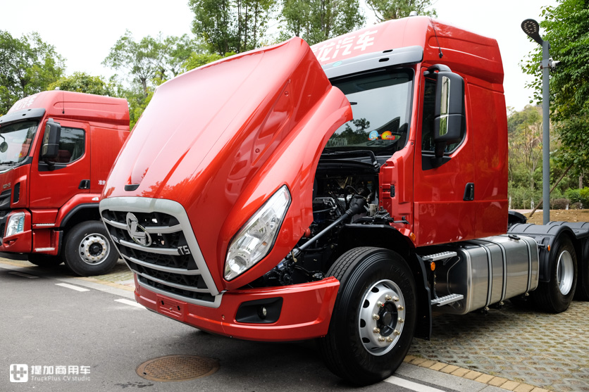 30万左右的卡车,30万国六牵引车