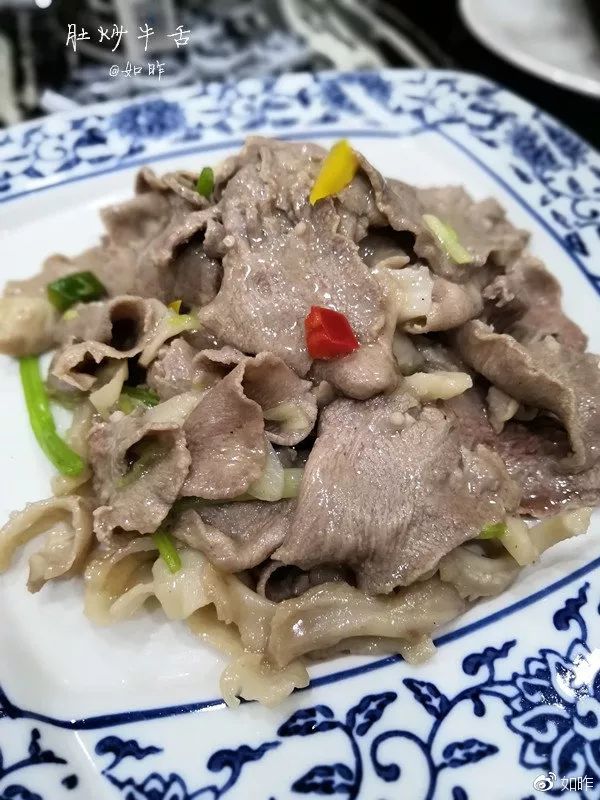 美食大咖私房菜,精选美食推荐让你的味蕾享受盛宴