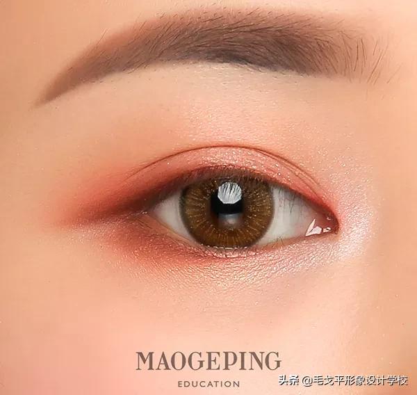 美妆眼妆教程眼睛这样画超好看,怎样画超干净的素颜卧蚕眼妆