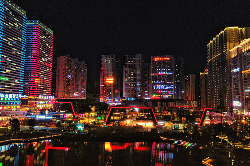 贵阳超级大盘花果园,超级大楼盘