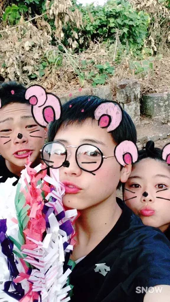 帅哥比赛里混进了一个“女孩子”，还撞脸了有村架纯黑岛结菜？