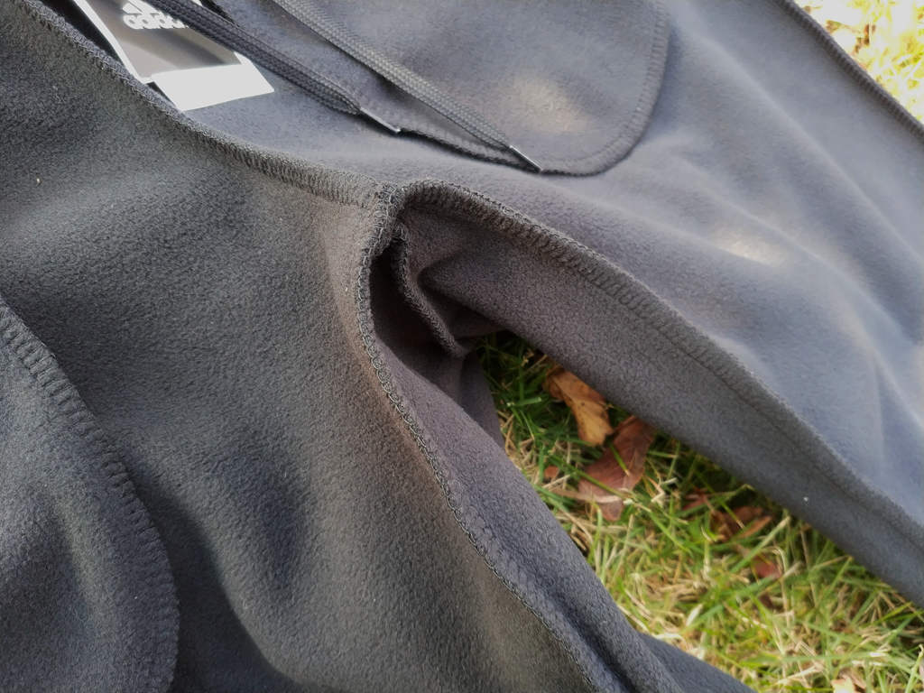 温暖舒适轻盈灵活——阿迪达斯HYBDSTRPTWT18男子户外长裤测评