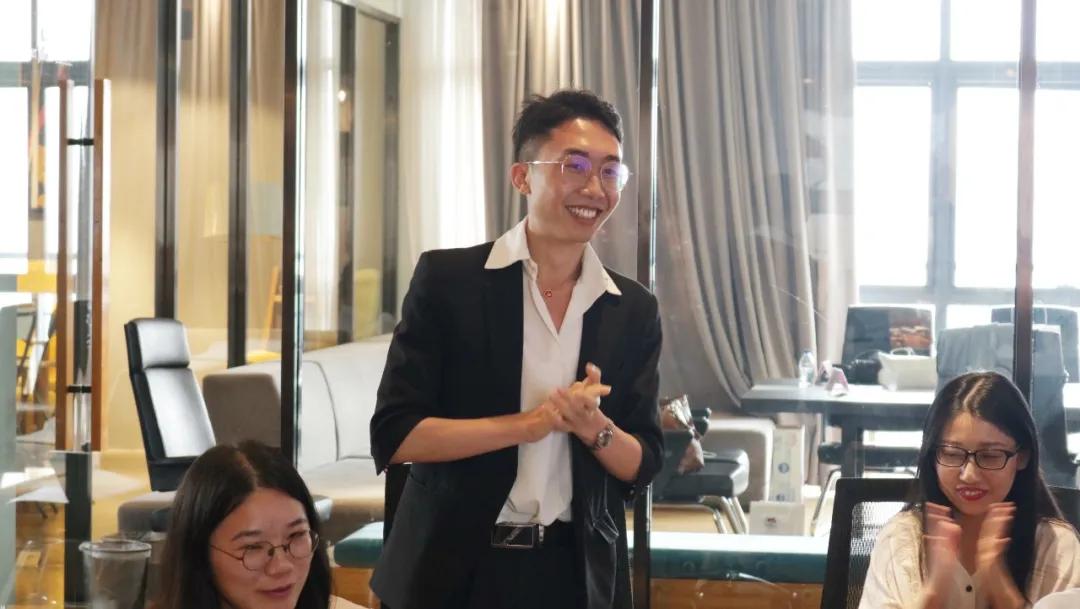 “我见到最喜欢的老师了”，尚德机构师生见面会活动如期而至