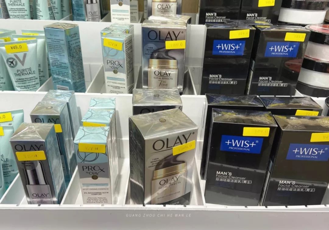 2折买NIKE!唯品会线下店打折!PUMA、Levis、大牌通通白菜价!