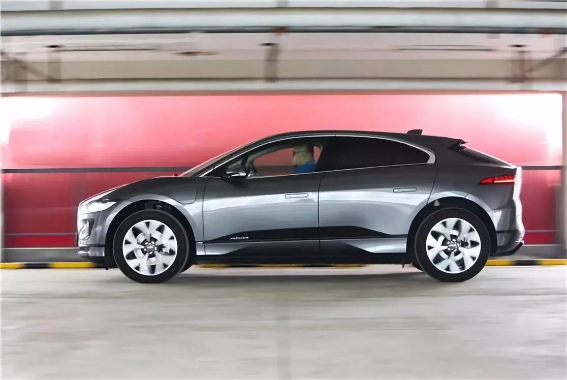 捷豹suv车型i-pace,捷豹纯电i-pace测试