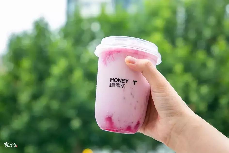 我太太太难了!体感36℃的襄阳夏天,全靠一杯高颜值的茶饮续命