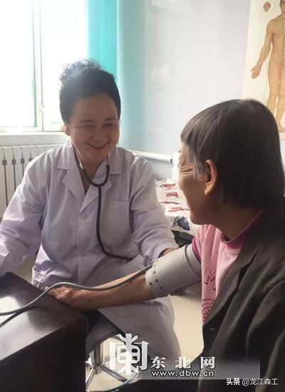 周雅杰医生视频,最美医生周雅杰央视采访