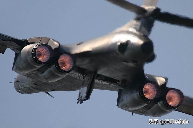 美国b-1b枪骑兵超音速战略轰炸机,b-1b战略轰炸机伊拉克战争