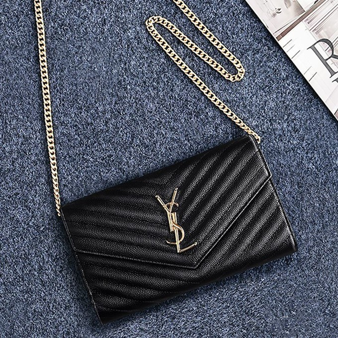 怎样辨别真皮包包的真假,大牌包包和普通真皮包该怎么选