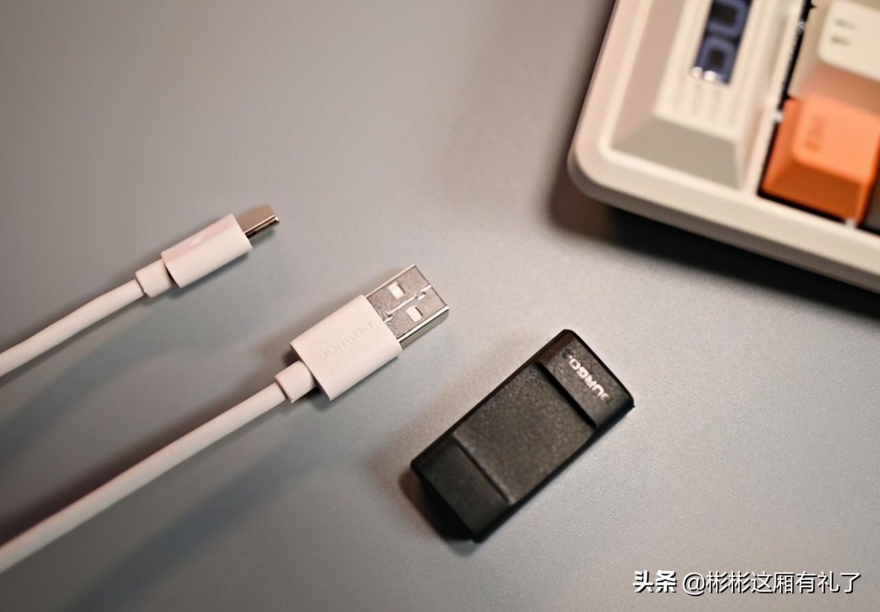 杜伽机械键盘真的很垃圾吗,杜伽银轴机械键盘推荐