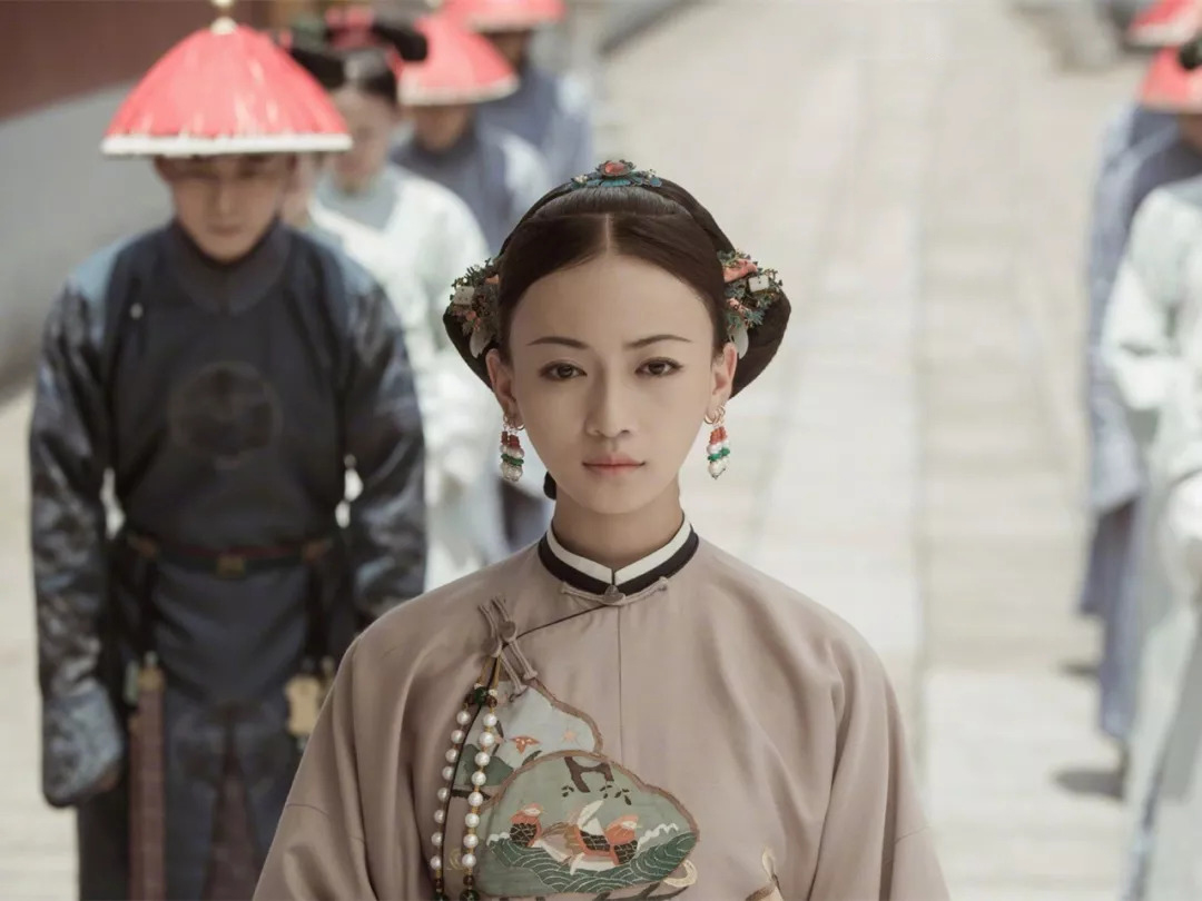 唐诗闲读:“未知歌舞能多少,虚减宫厨为细腰”