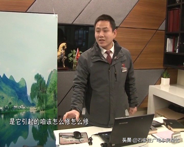 发动机和svs故障灯亮起怎么解决,新车出现发动机故障灯怎么办