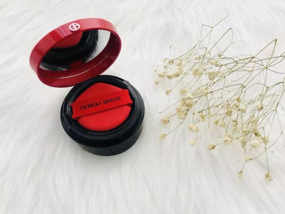 阿玛尼轻垫精华粉底液自然色,阿玛尼轻奢精华粉底液