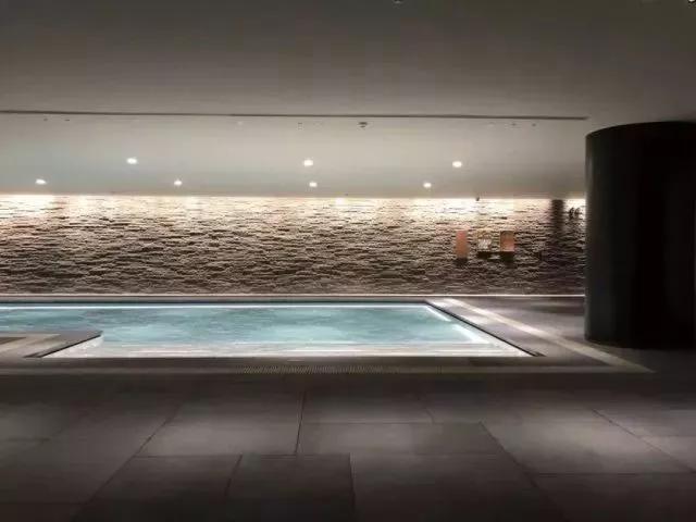 最值得去的游泳池,夏天到了游泳好去处