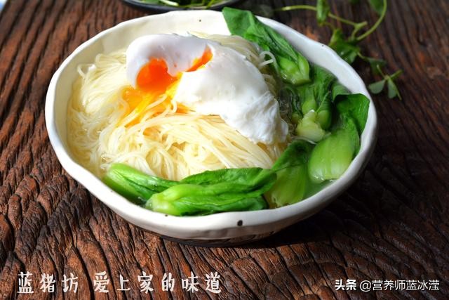 宝宝上火嗓子哑了吃什么,小孩上火喉咙红吃什么好