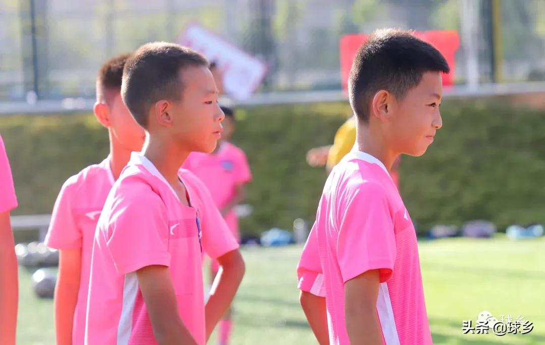 姊呭窞鎸煄闈掕鏈堣禌,鑱屼笟姊槦瓒崇悆闈掕