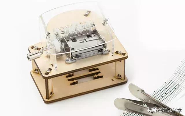 收音机改金属探测器制作视频,可以自己动手制作的发射器玩具