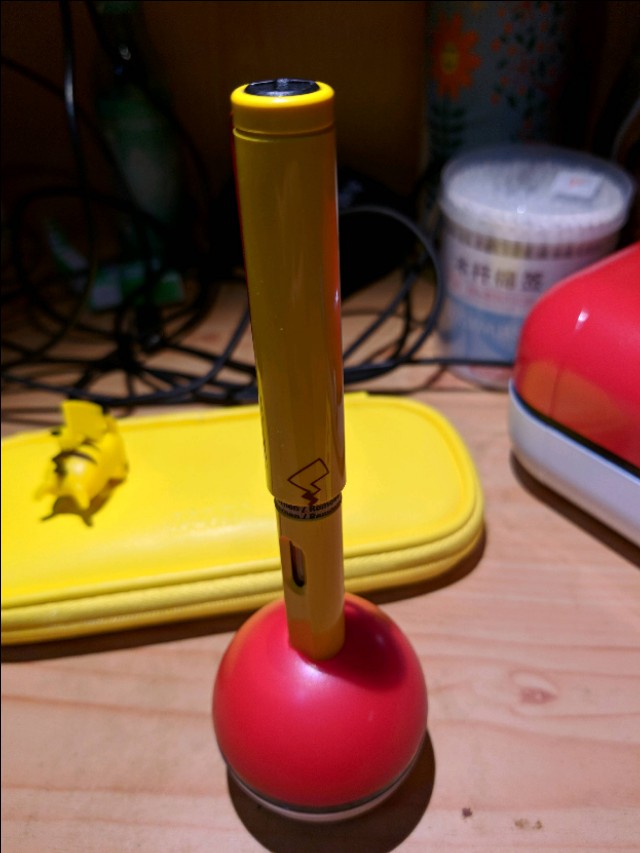 lamy皮卡丘钢笔怎么装墨囊,宝可梦联名钢笔全套