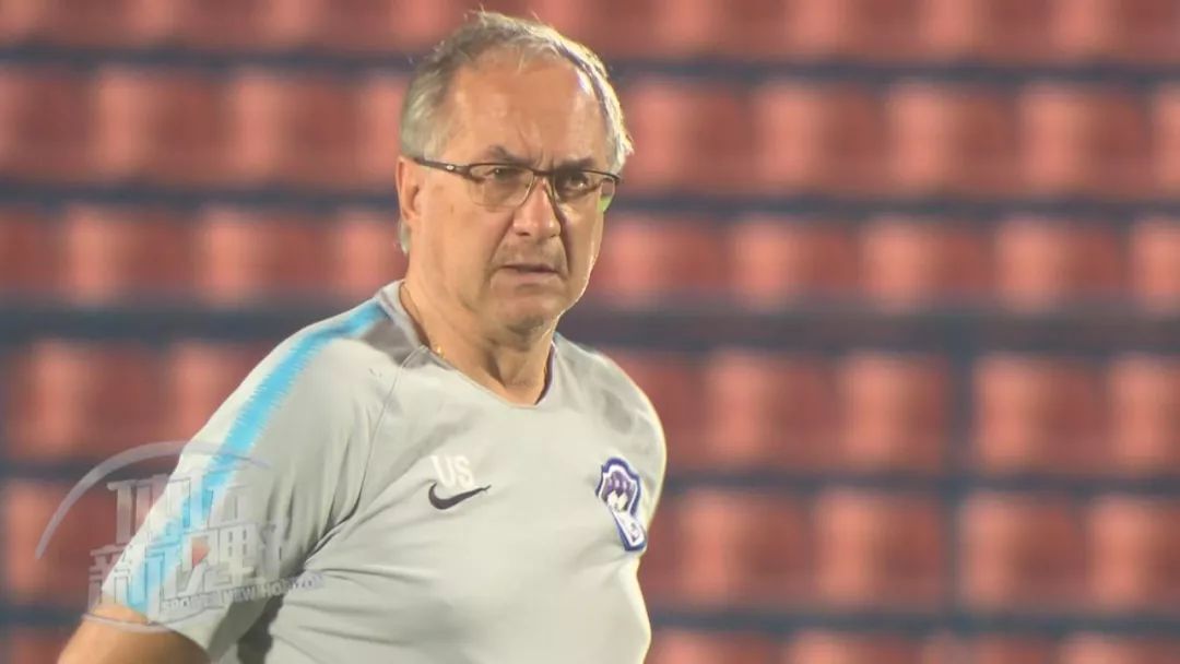 结束隔离，向球队报到！这样的“驰援”胜“引援”