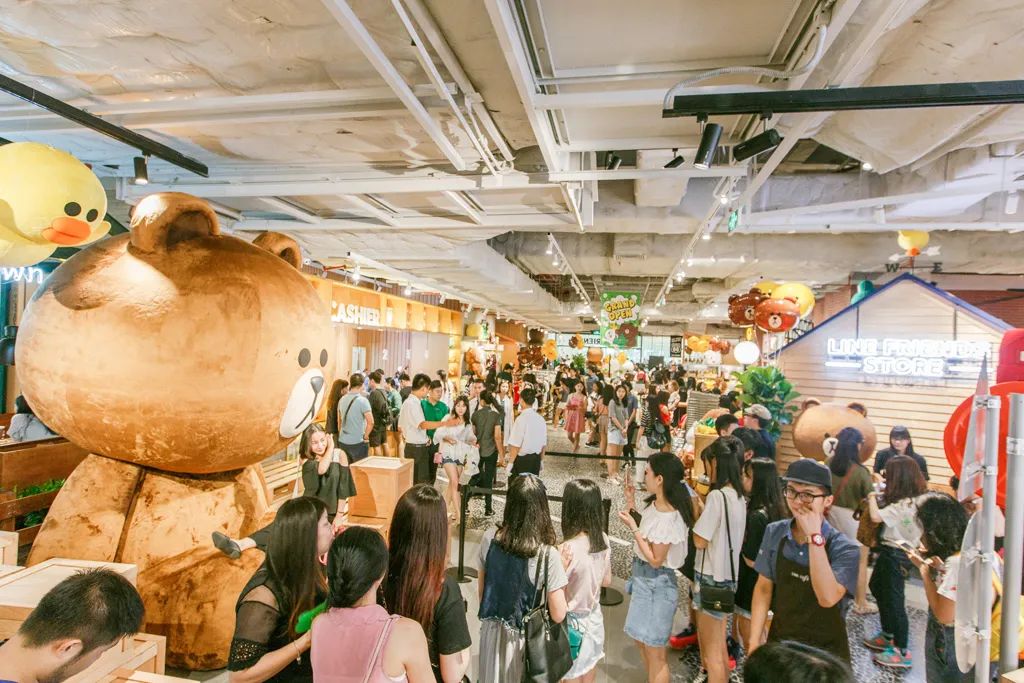 line friends在中国开的第一家店 (line friends中国有几家)