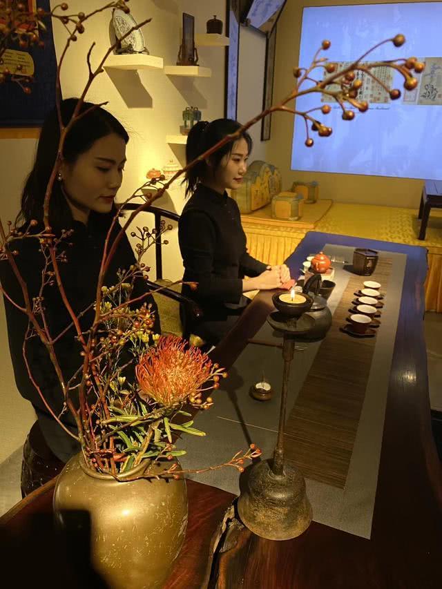 天月董事长李晓毅的照片,天月李晓毅