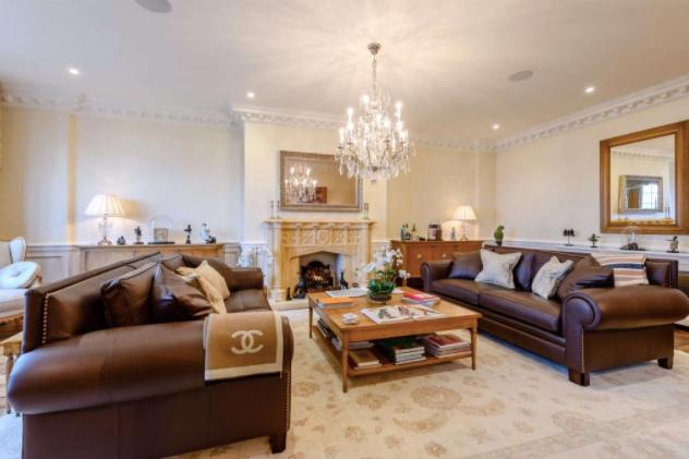 英国爱丁堡豪宅出售,英国海滨别墅