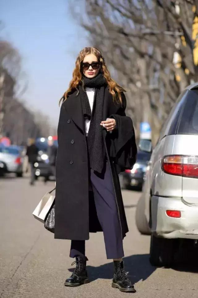 夏季小白鞋短靴洋气又高级,5款人气短靴时髦好看穿着又舒适