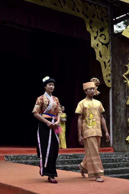 云南少数民族称呼男女的方言,云南少数民族服饰叫啥名