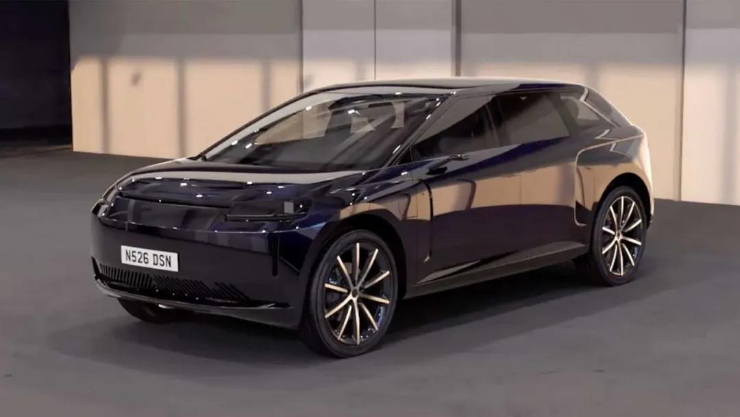 gd新联名鞋,gd同款联名香水