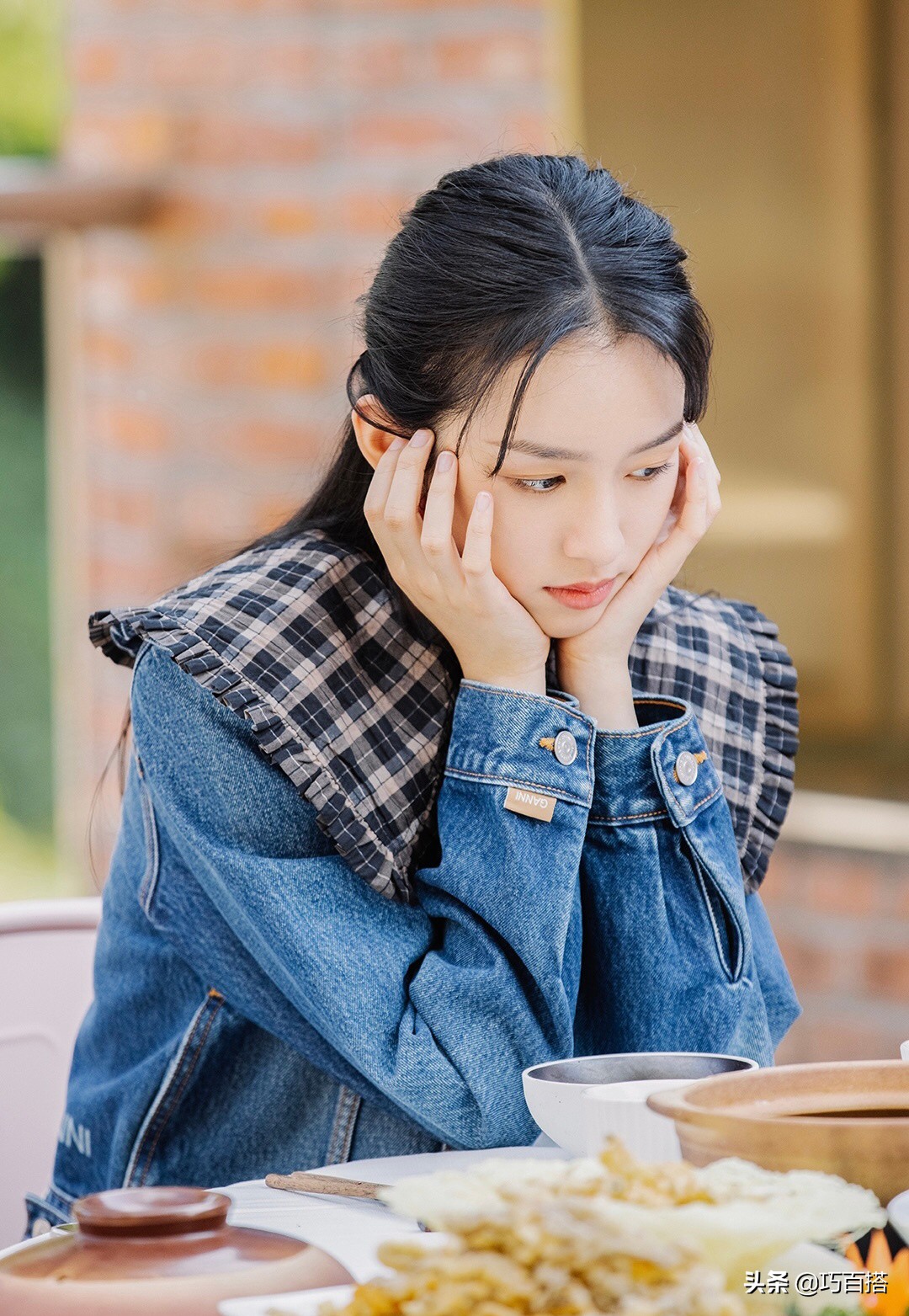 小众娃娃领适合多大人穿,穿搭娃娃领