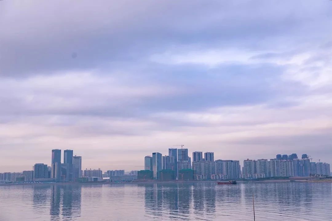 深圳看海去哪里比较好,深圳出地铁就看海的地方是哪里