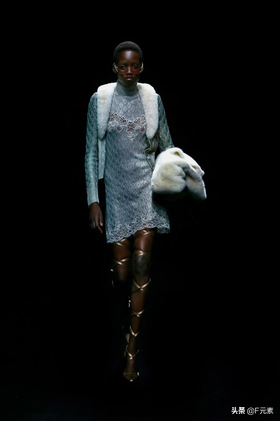 blumarine秋冬系列时装秀,blumarine2022米兰时装