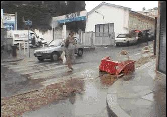 闆ㄥ悗韫氭按涔熸湁鍋ュ悍椋庨櫓,闆ㄥ悗韫氭按涓嶆槸鍎挎垙灏忓績鎯规瘨涓婅韩