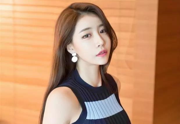 女生说好无聊怎么幽默回复,女生说不开心哄她的幽默回复