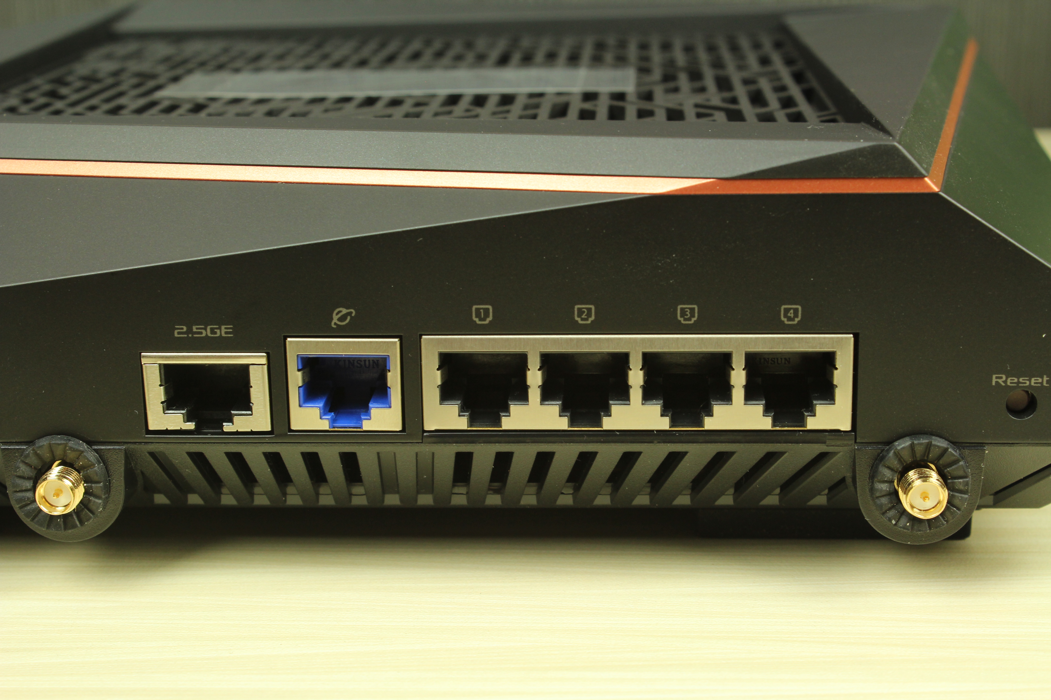 5GVSWiFi6：从ROGGT-AX11000说家庭布网5G无法取代路由的理由