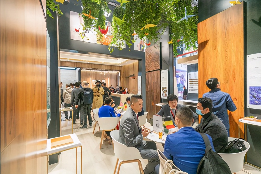 比利时乐迈智能马桶,比利时乐迈石晶地板上海直营展厅