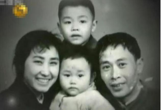 从一夜爆红到销声匿迹的刀郎,刀郎2002年第一场雪后销声匿迹