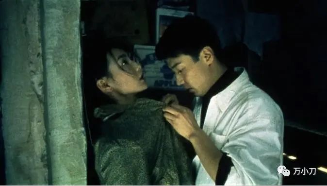 过气影后离婚的坎坷情史,影后秦海璐的坎坷情史