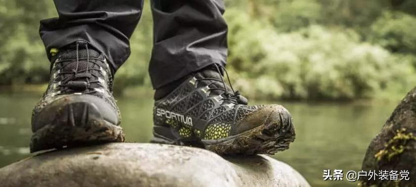 登山徒步鞋怎么清洗,沙漠靴的正确清洗方法