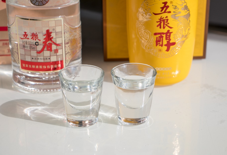五粮春跟五粮液哪个好,五粮春和五粮液喝起来有什么区别