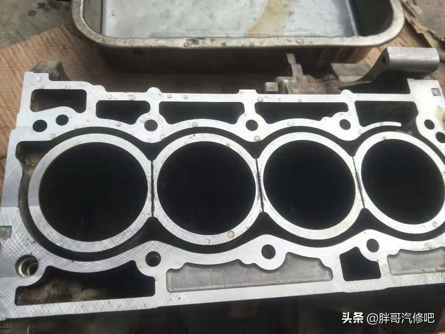 天籁2.0发动机大修,天籁2.3大修完发动机报正时故障