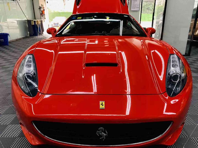 新车4s玻璃贴膜都是小气泡,贴膜出现小气泡