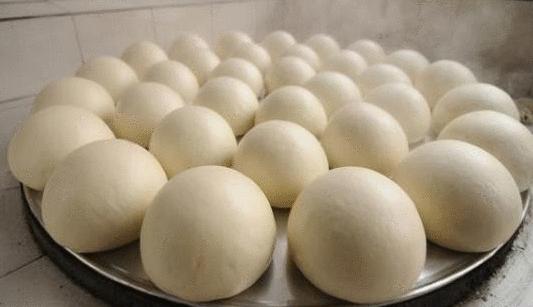 食用碱和小苏打有很大的区别,食用碱小苏打还有什么可以去酸