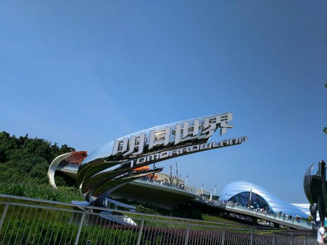 童话爱情最终输给了现实,童话美好与现实残酷的落差