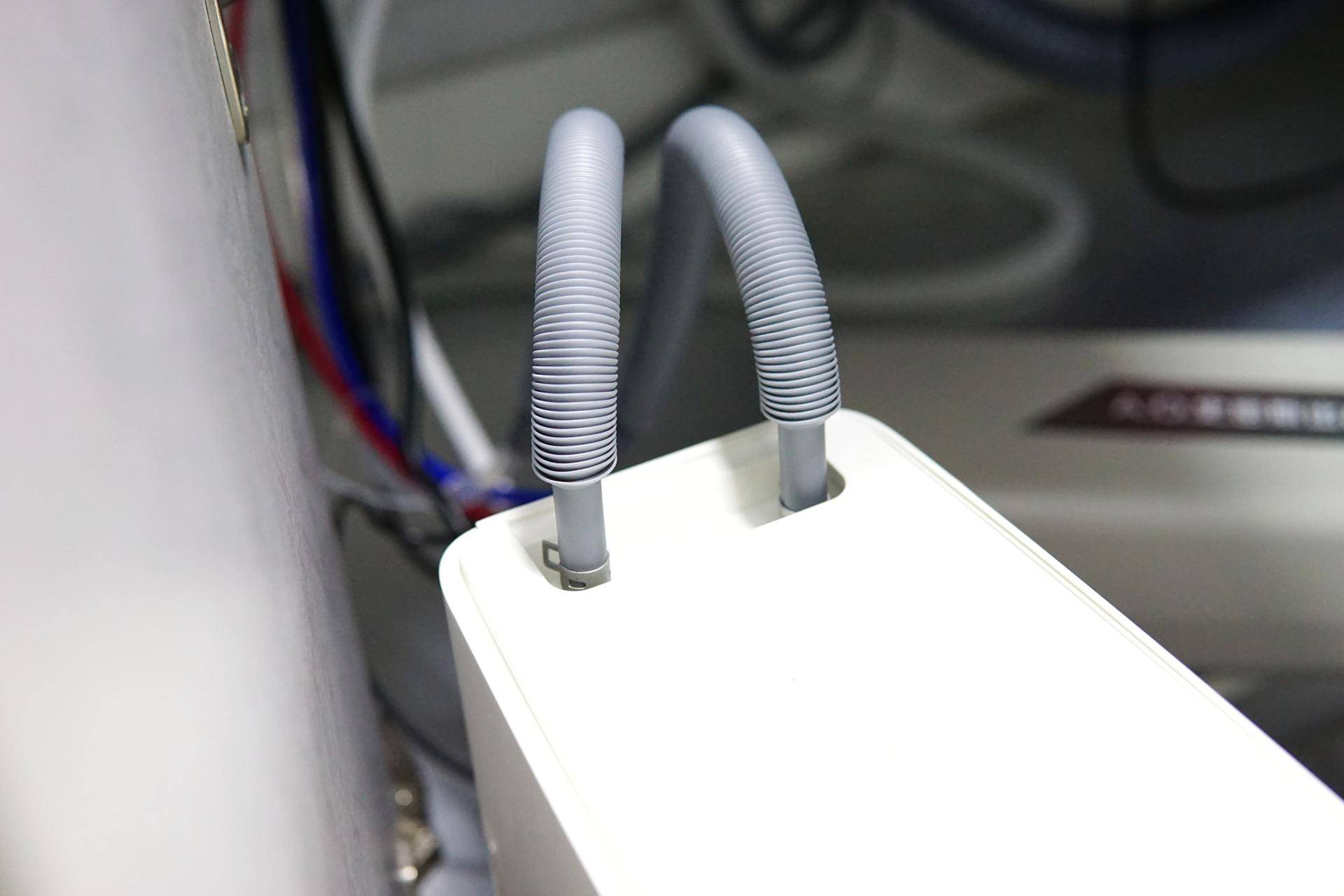 房价那么贵一点也不能浪费,台面净热一体净水机测评