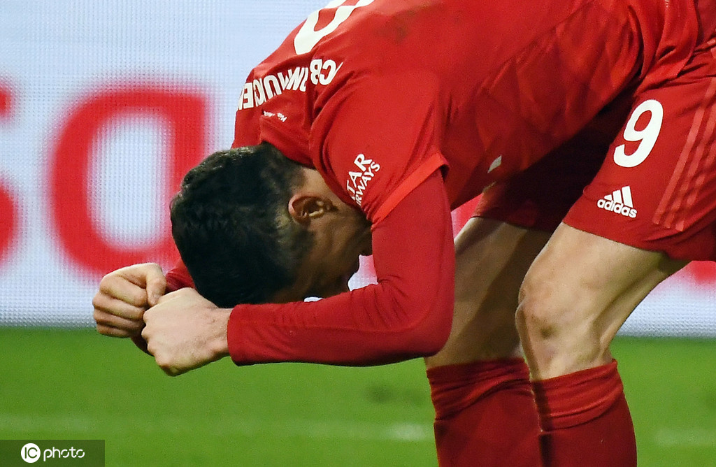 评论拜仁输球,拜仁残阵战门兴