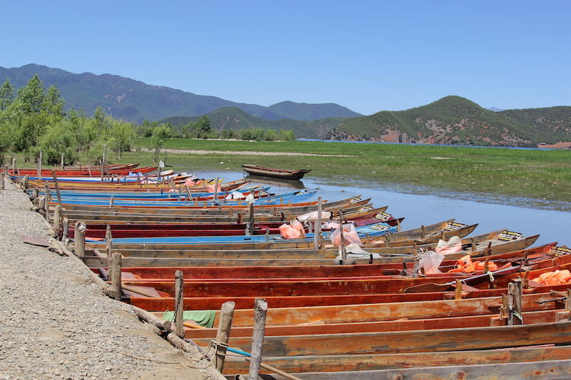 凉山旅游景点古村古寨古镇,四川凉山悬崖上的村庄旅游